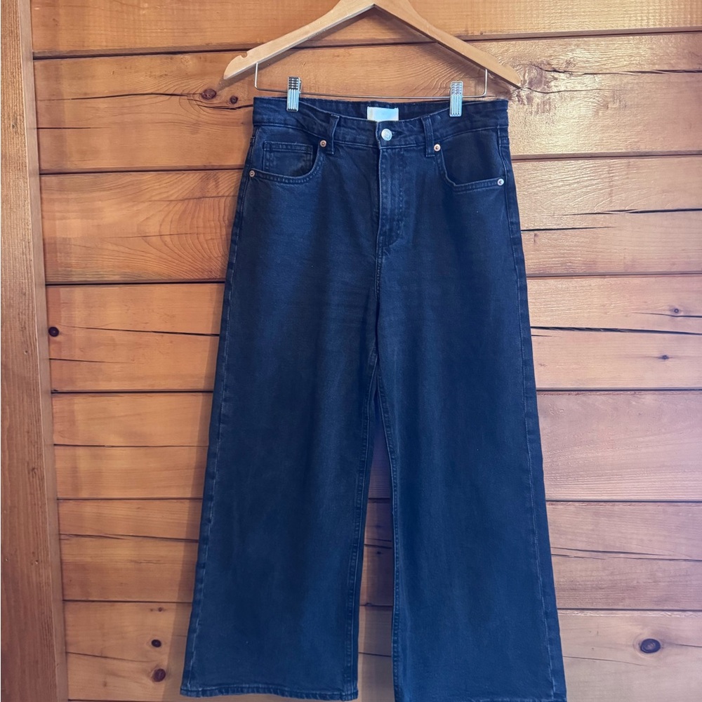 H&M High-Rise Wide Leg Jeans in Dark Blue